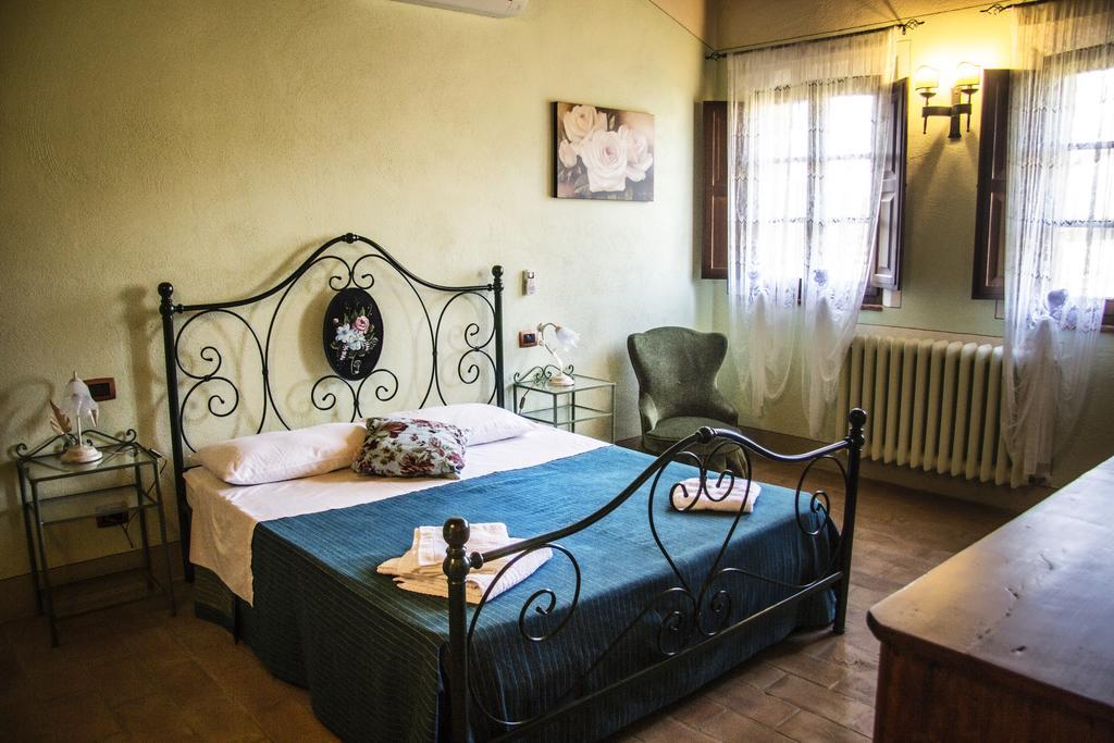 Agriturismo San Pierino Monteroni d'Arbia Eksteriør billede