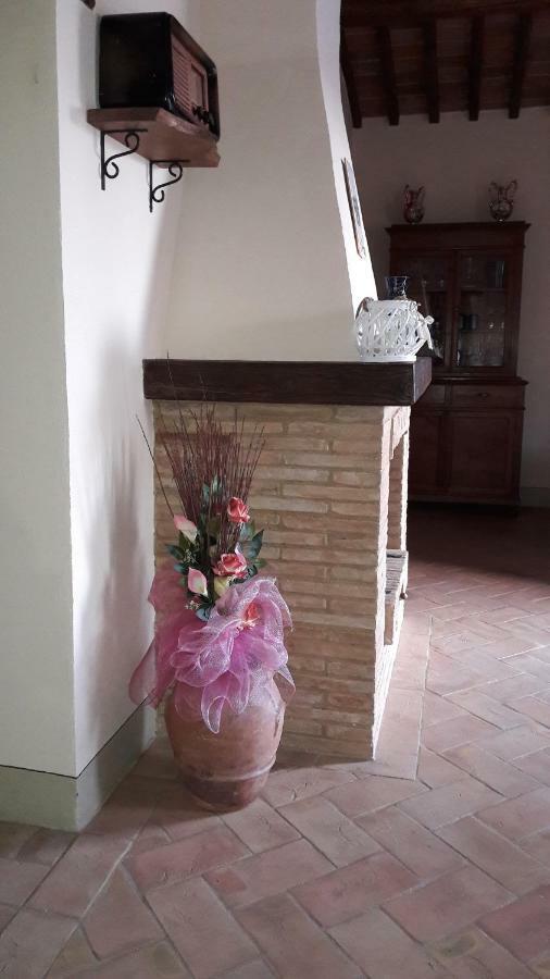 Agriturismo San Pierino Monteroni d'Arbia Eksteriør billede